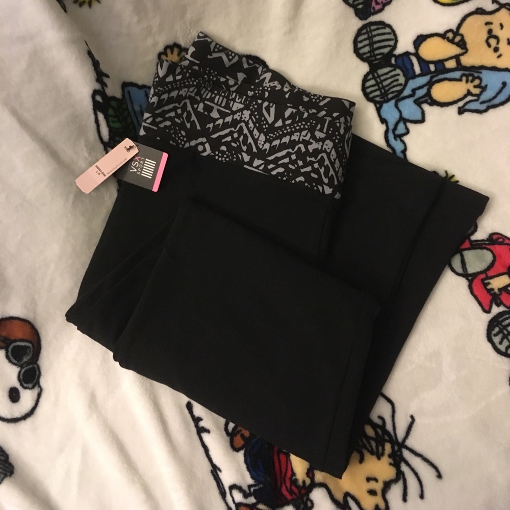 NWT Victoria's Secret Sport Yoga Pants Size LS