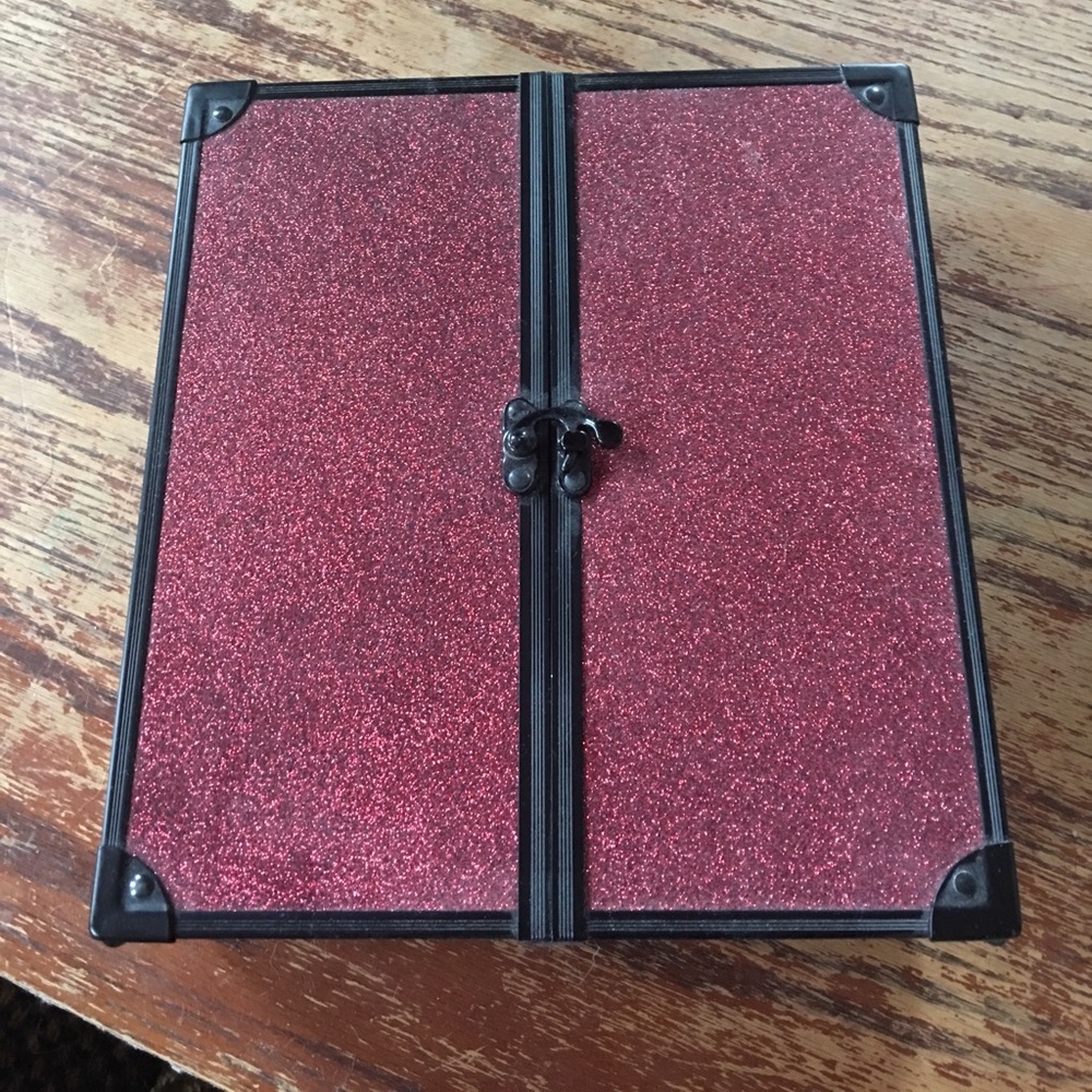 Make up box