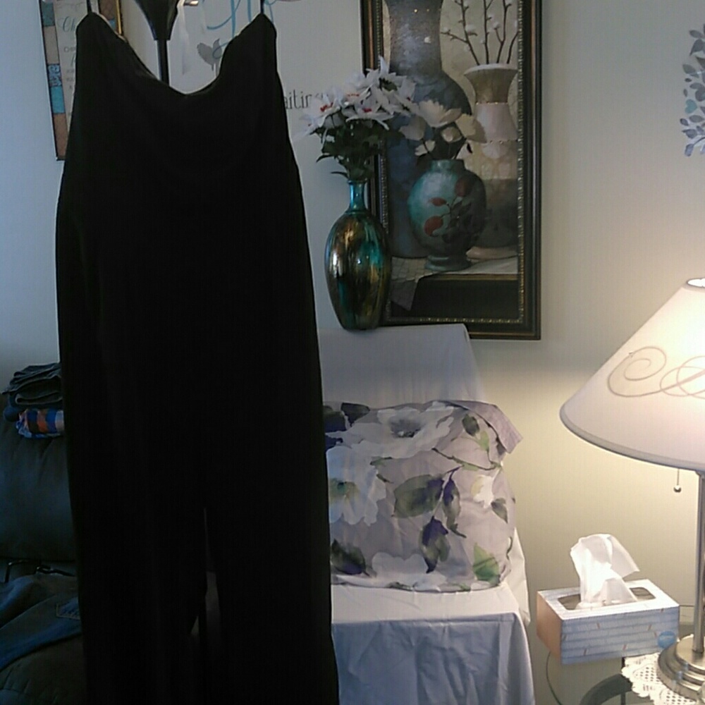 Plus size one piece Keyhole two top