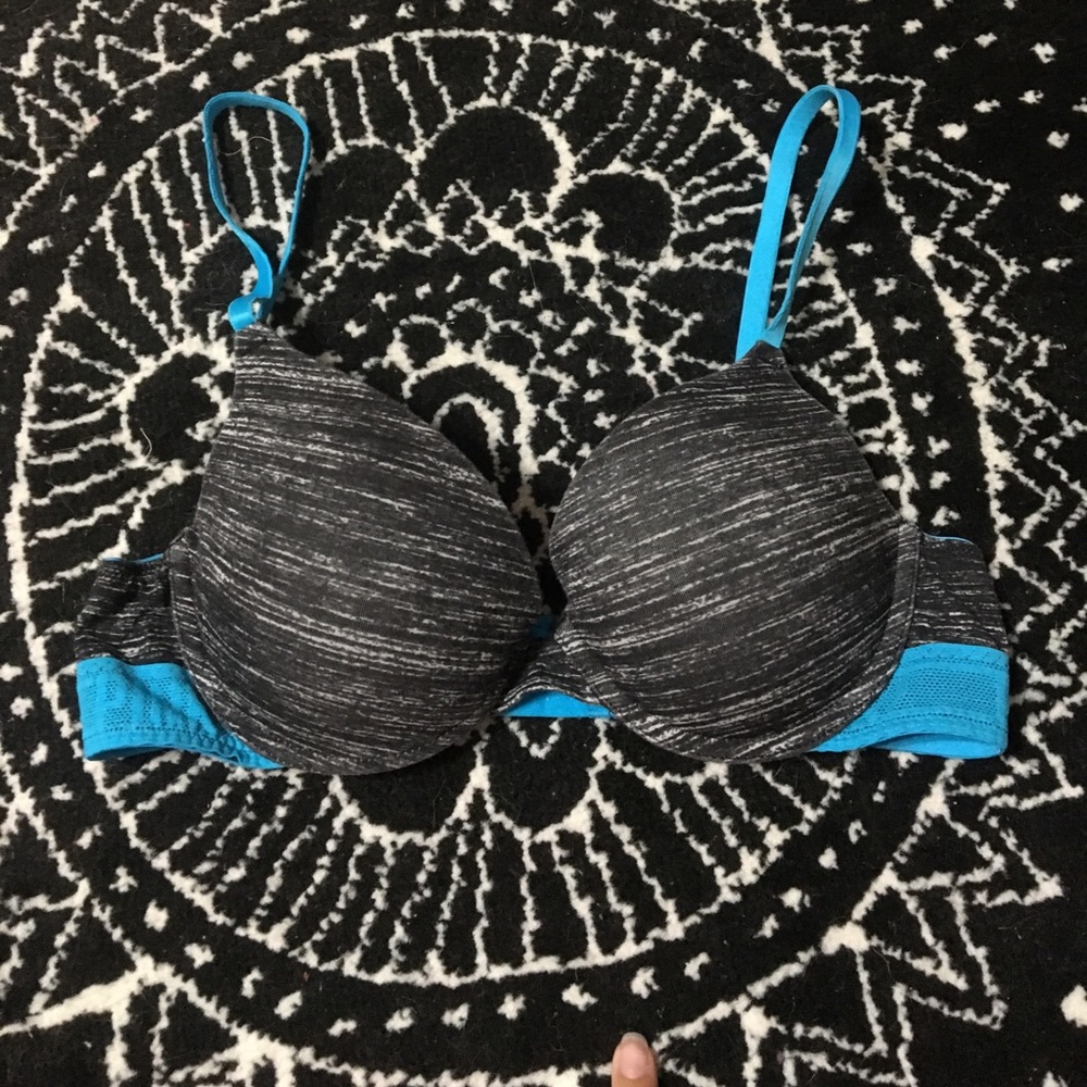 PINK Wear Everywhere Push-Up bra
