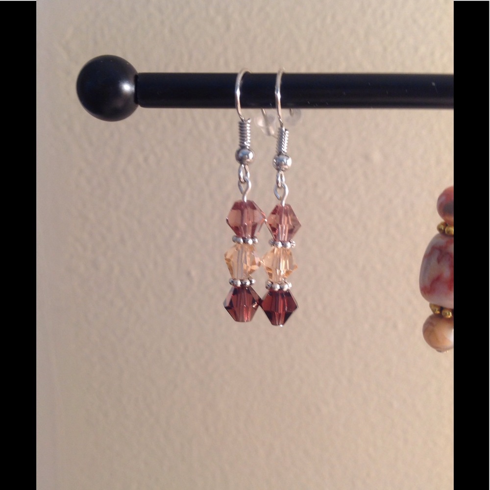 Pink/brown earring