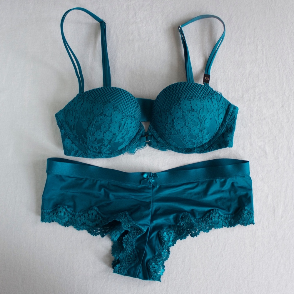 Victoria's Secret teal bra and pantie set