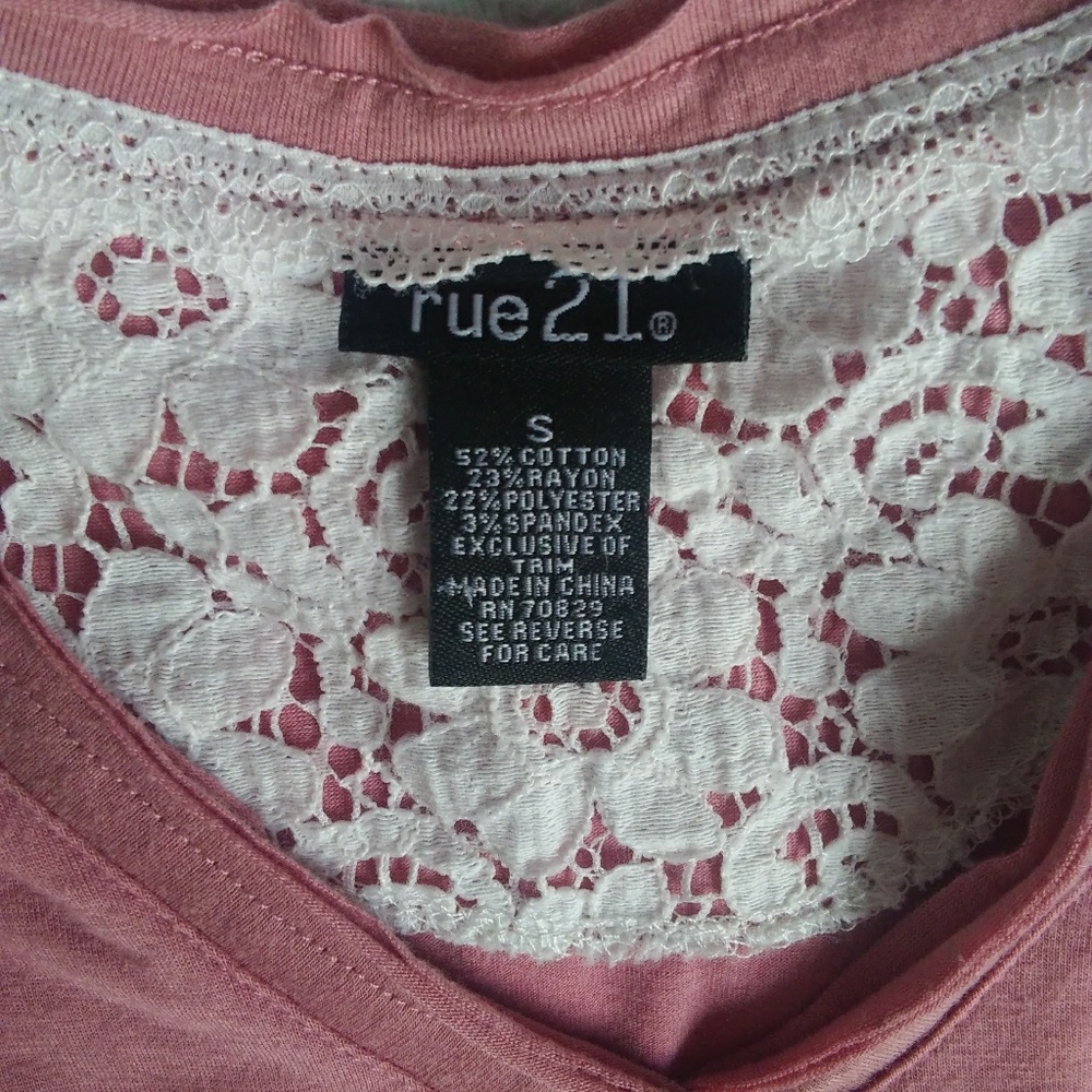 Shirt - Picture 4 of 4