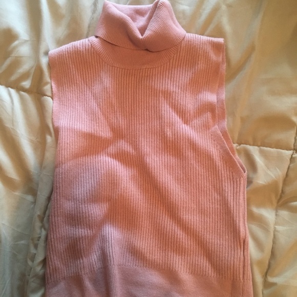 Pink Turtle neck crop top - Picture 1 of 2