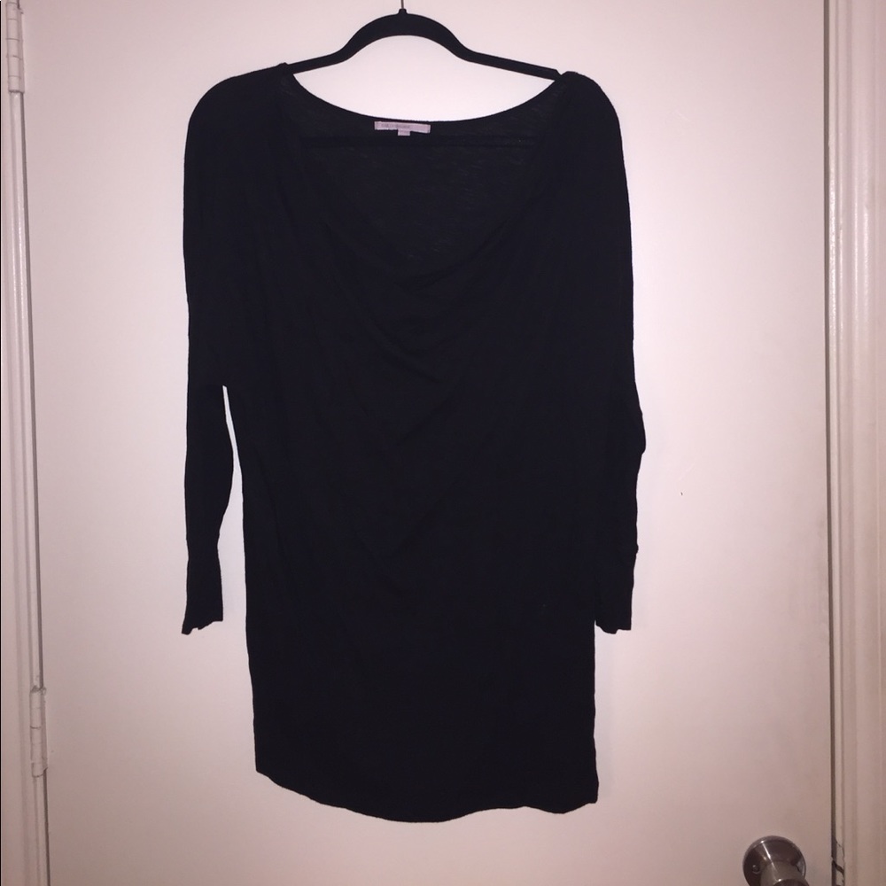 Plain black scoopneck long sleeve tee