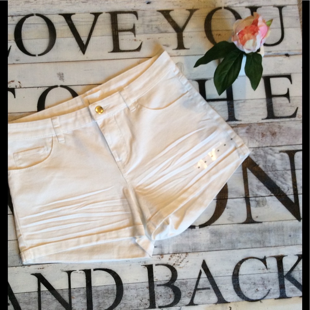 H&M White Shorts NWT