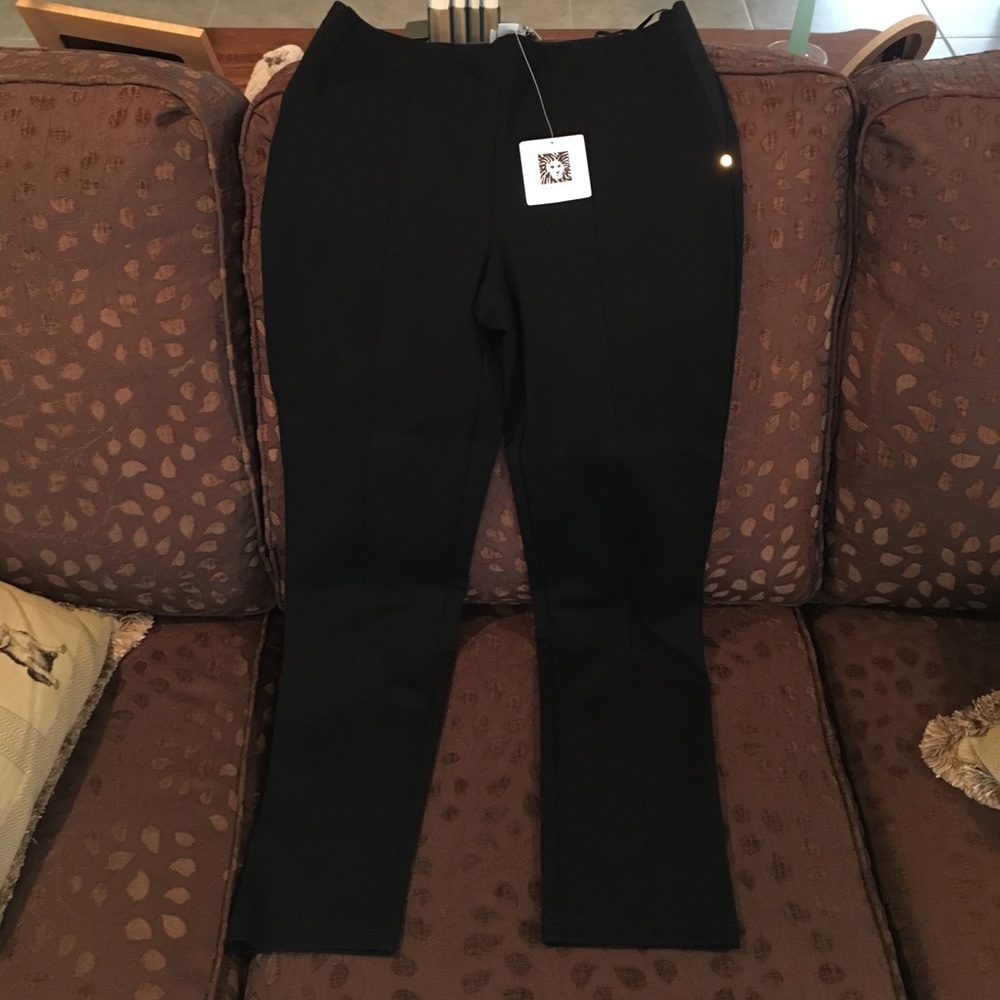 NWT black jeans size 8