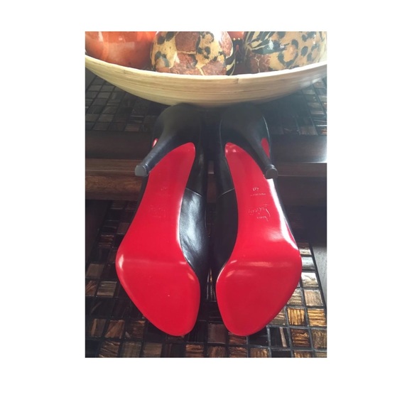 ⭐️ Host Pick ⭐️ Christian Louboutin Very Prive Peep Toe Pump 40 - Picture 6 of 8