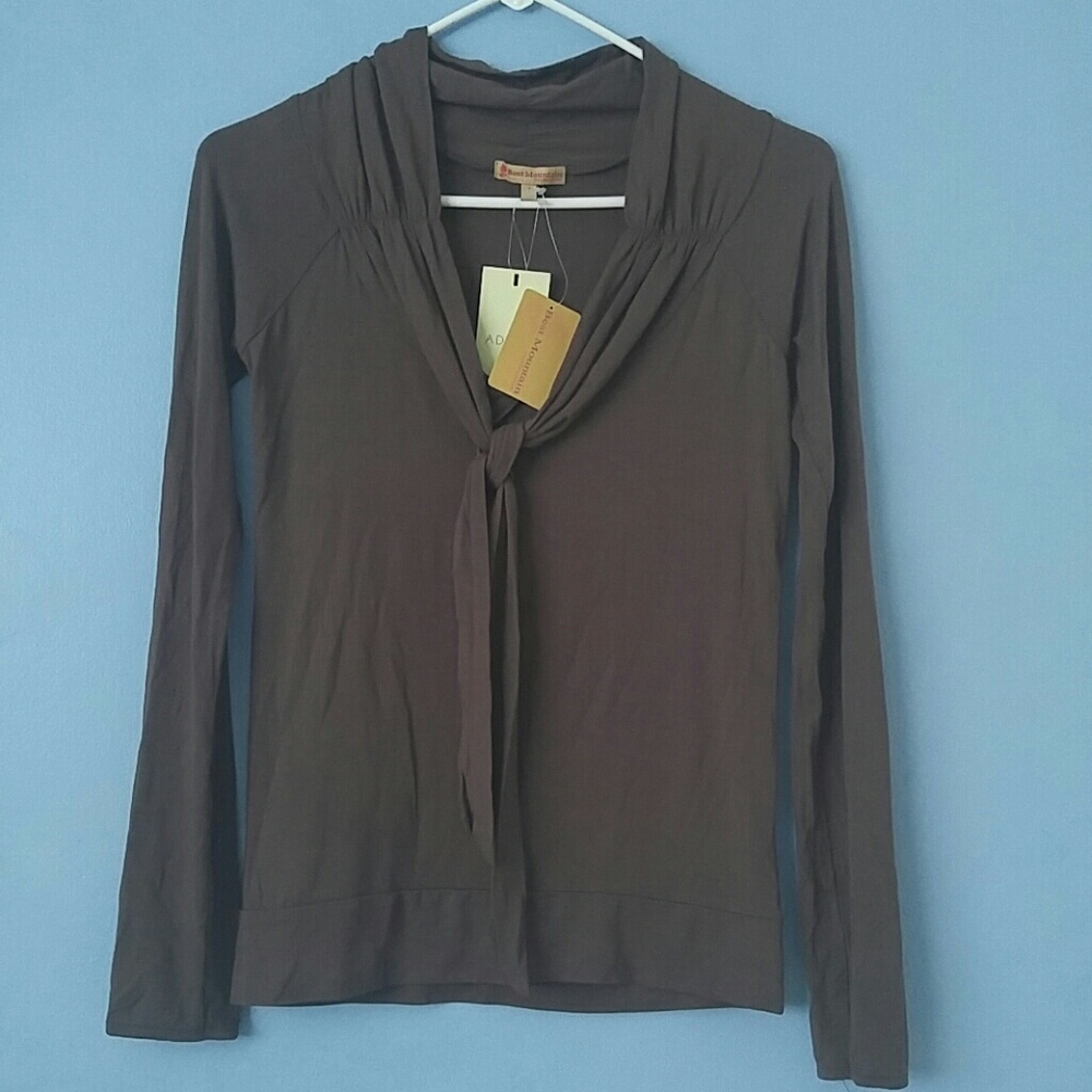 Best Mountain Long Sleeve Shirt
