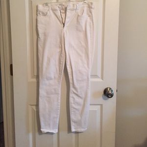 Gap White skinny jeans