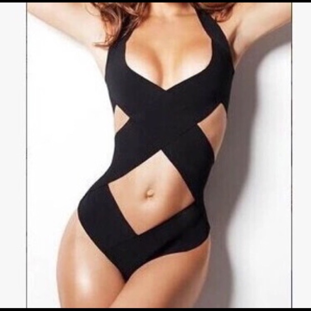 BRAND NEW SWIM SUIT
