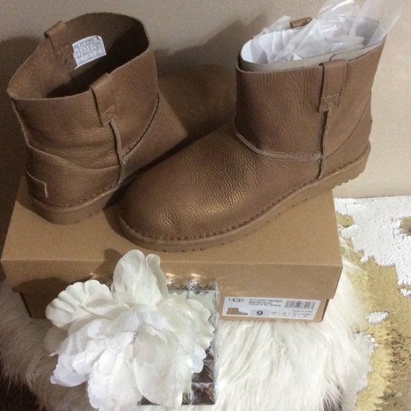 UGG Shoes - UGG Authentic