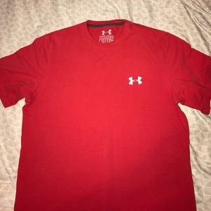 Men's Under Armour Charged Cotton red tshirt !!
