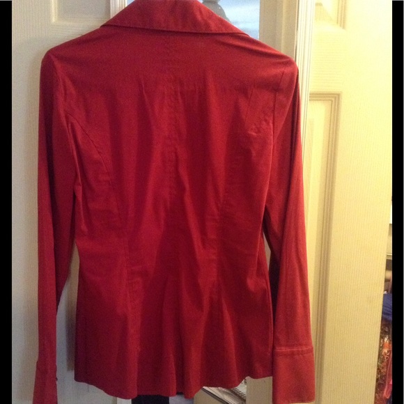 Express button down red - Picture 4 of 4