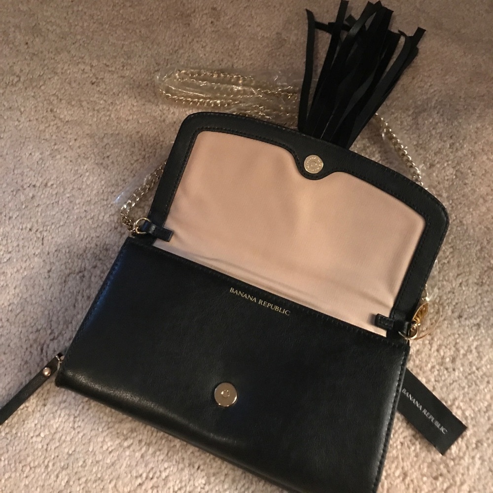 Banana Republic Black Cross-body 💕BRAND NEW - Picture 2 of 7