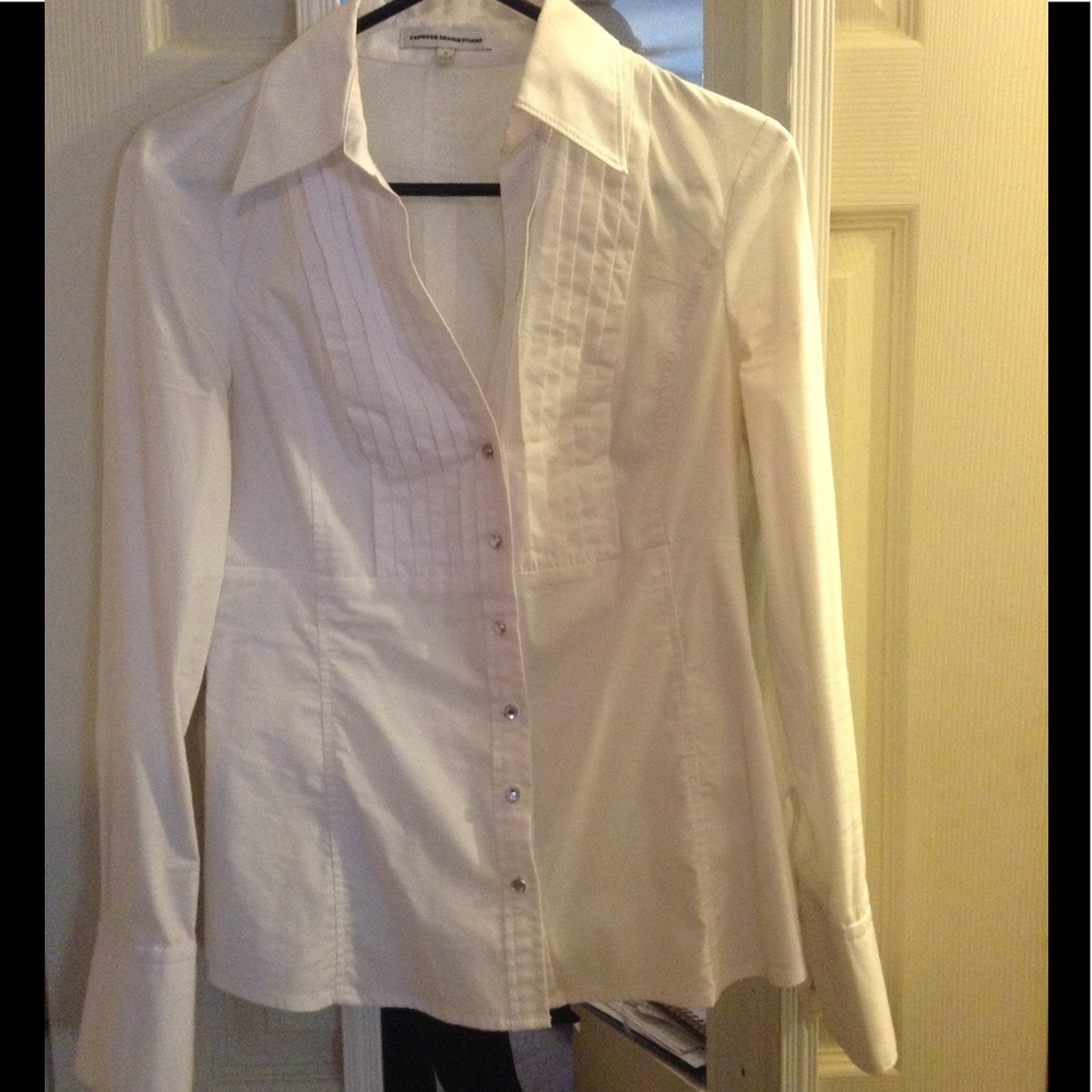 Express button down white