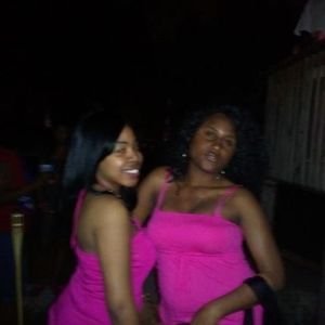 Meet your Posher, Monique