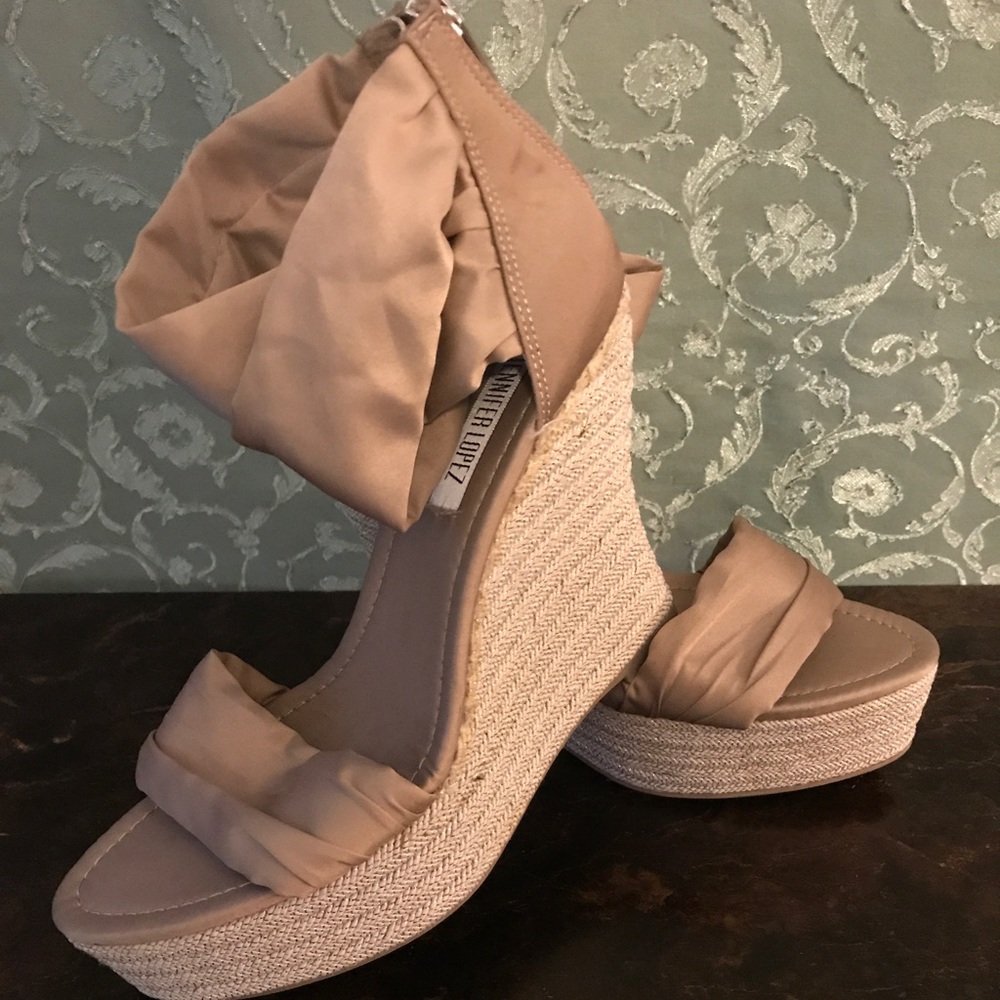 Jennifer Lopez wedges