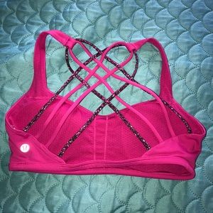 Lululemon sports bra