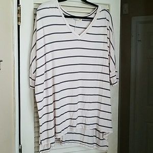 3/4 sleeve shirt