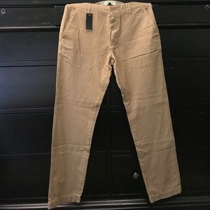 NEW - Dartmoor Khakis - 34W x 32L