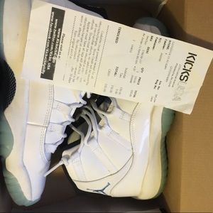 Legend Blue Retro 11s Sz. 4.5