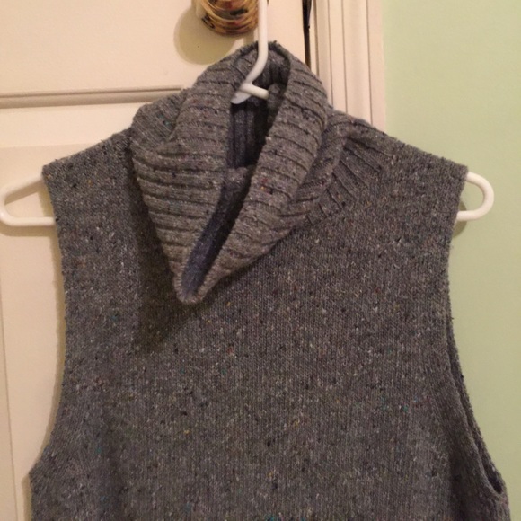 Gray/multi Club Monaco Sleeveless shirt SZ Med - Picture 2 of 7