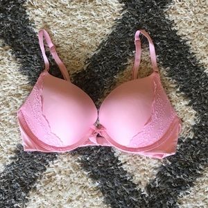 Victoria Secrets • Push-up Bra