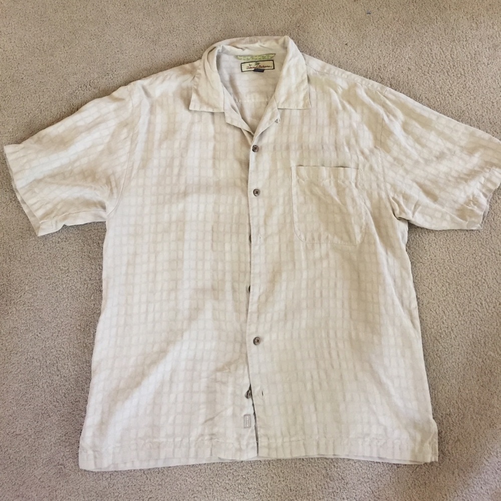 Tommy Bahama short sleeve button up shirt, Large.