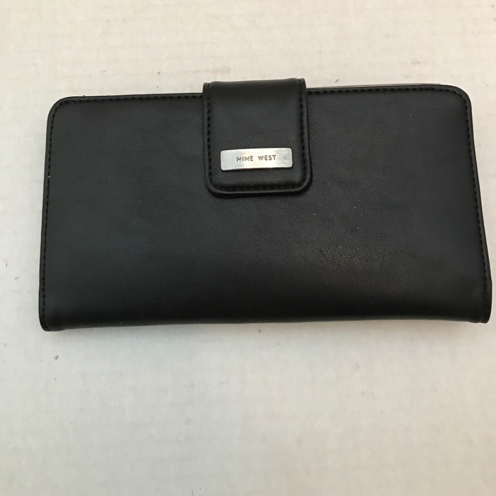 Nine West black wallet