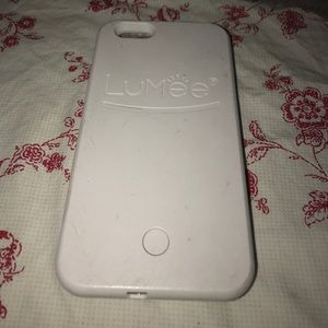 Lumee case