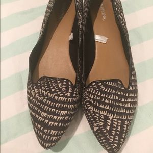 Merona tribal pointed flats