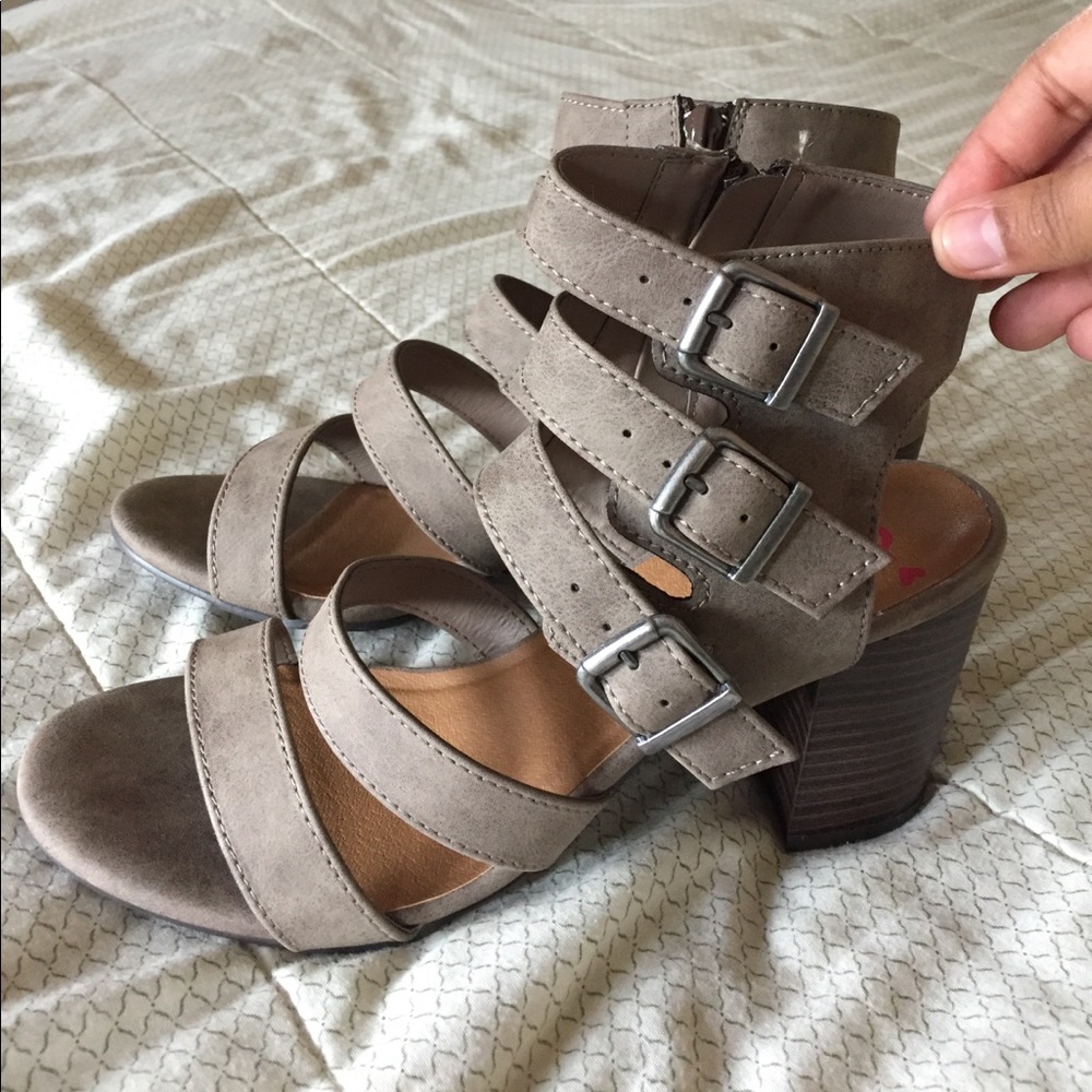 Brand new heels (not from FN)
