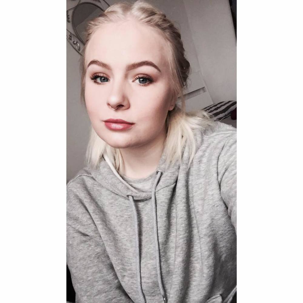 Meet your Posher, Stefanie