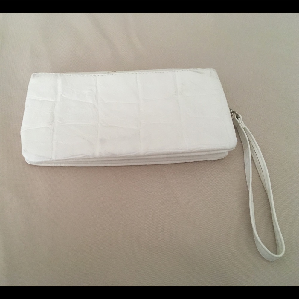 White clutch