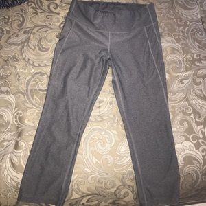 Gray crop leggings