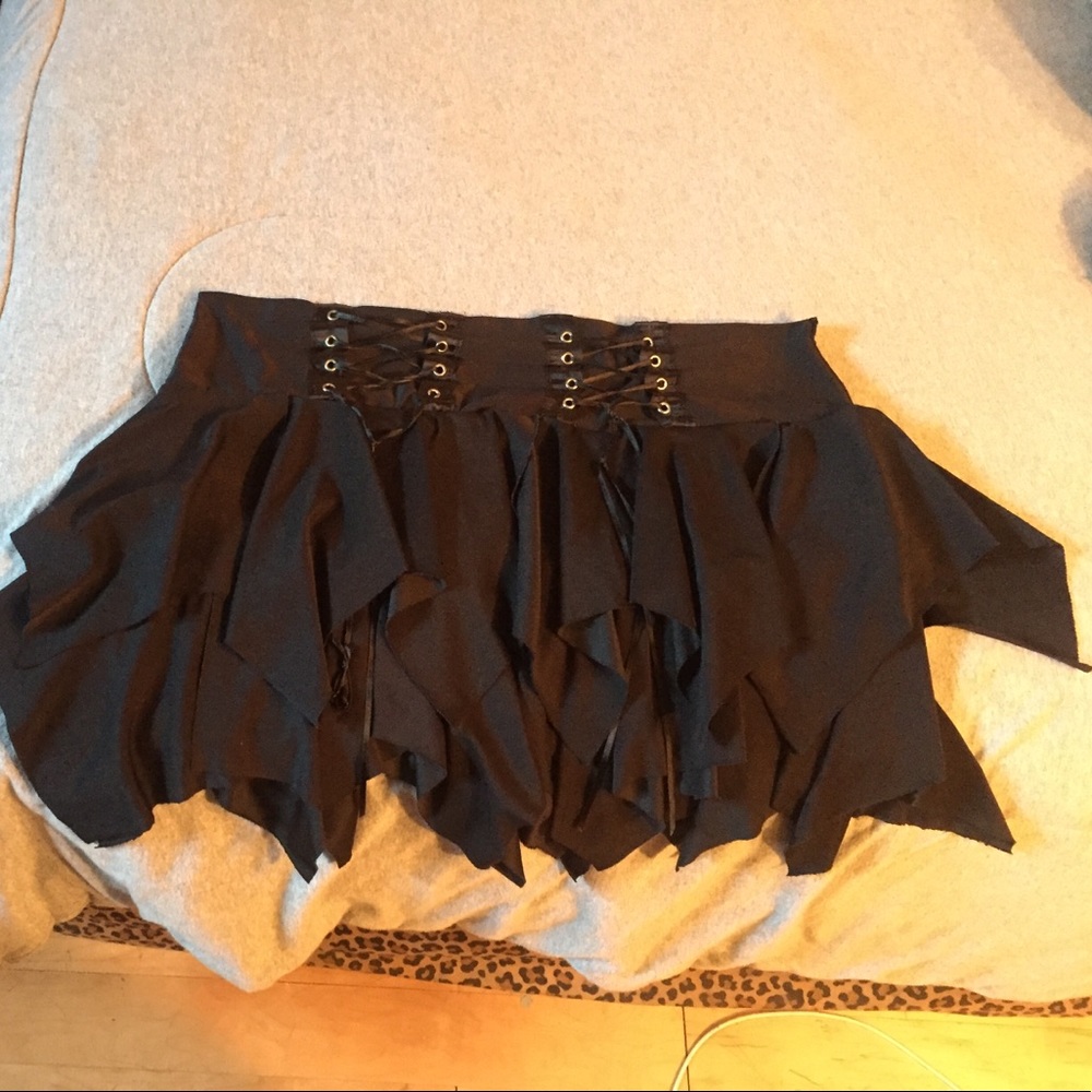 Hottopic skirt