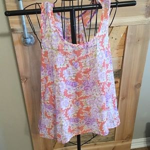 Women's pink floral tank