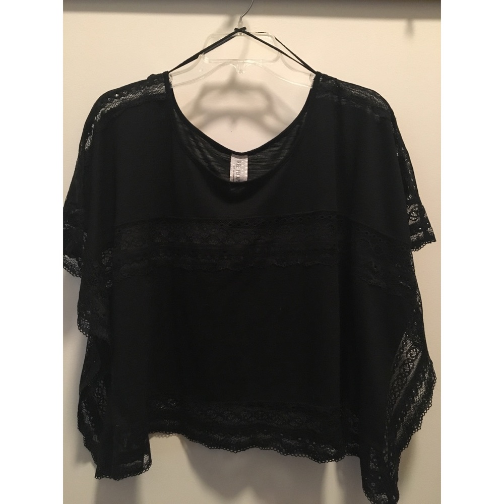 Free People Crop Top/Shawl