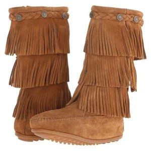 Minnetonka fringe kid boots dark brown