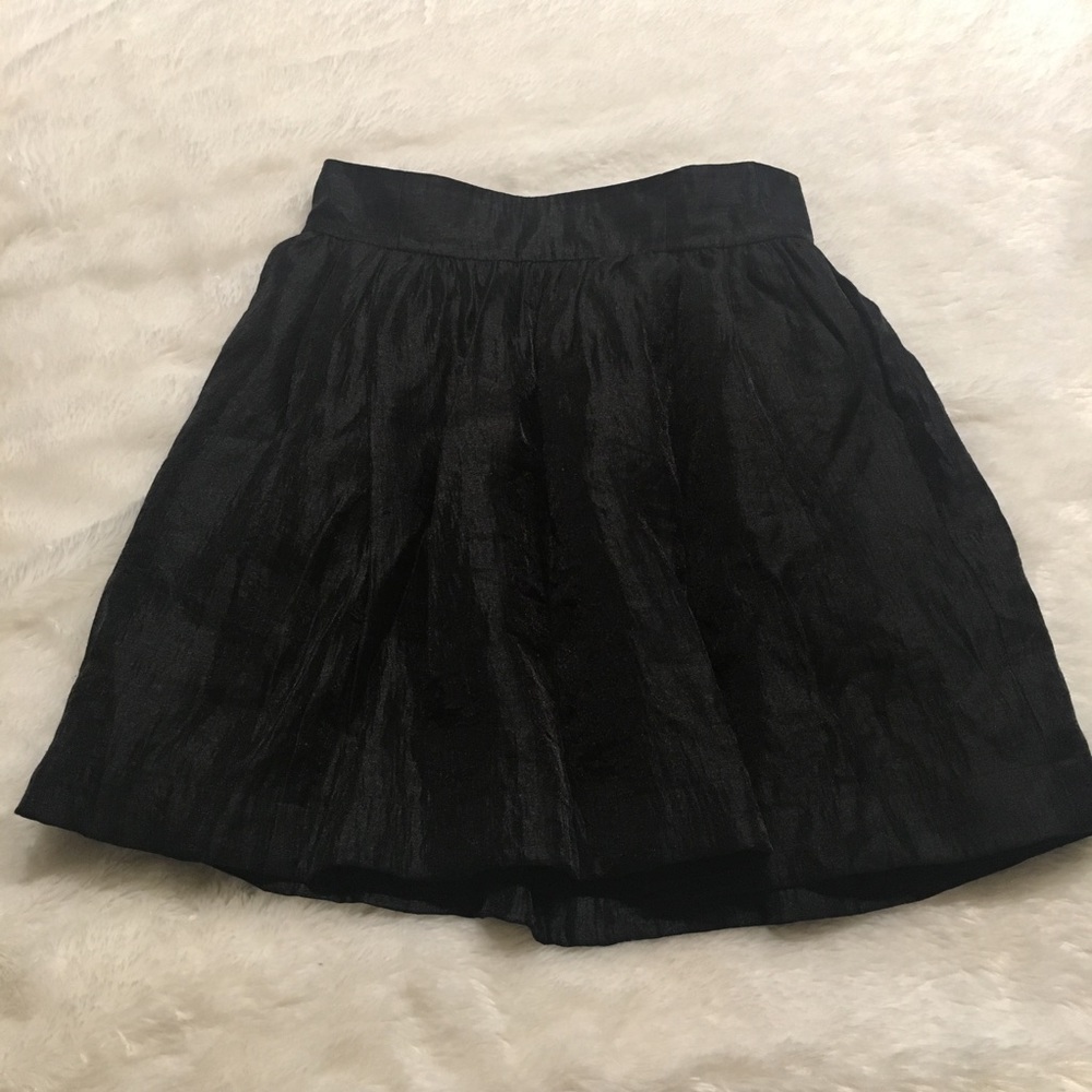 H&M Black Mini Flare Skirt - Picture 2 of 5