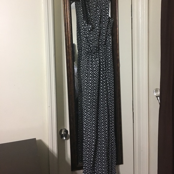 Romper - Picture 2 of 2