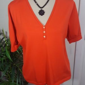 STYLE HAMMER RED SHORT SLEEVES TOP!
