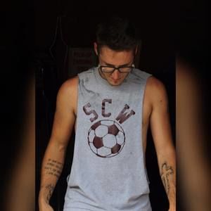 Meet your Posher, Lewis