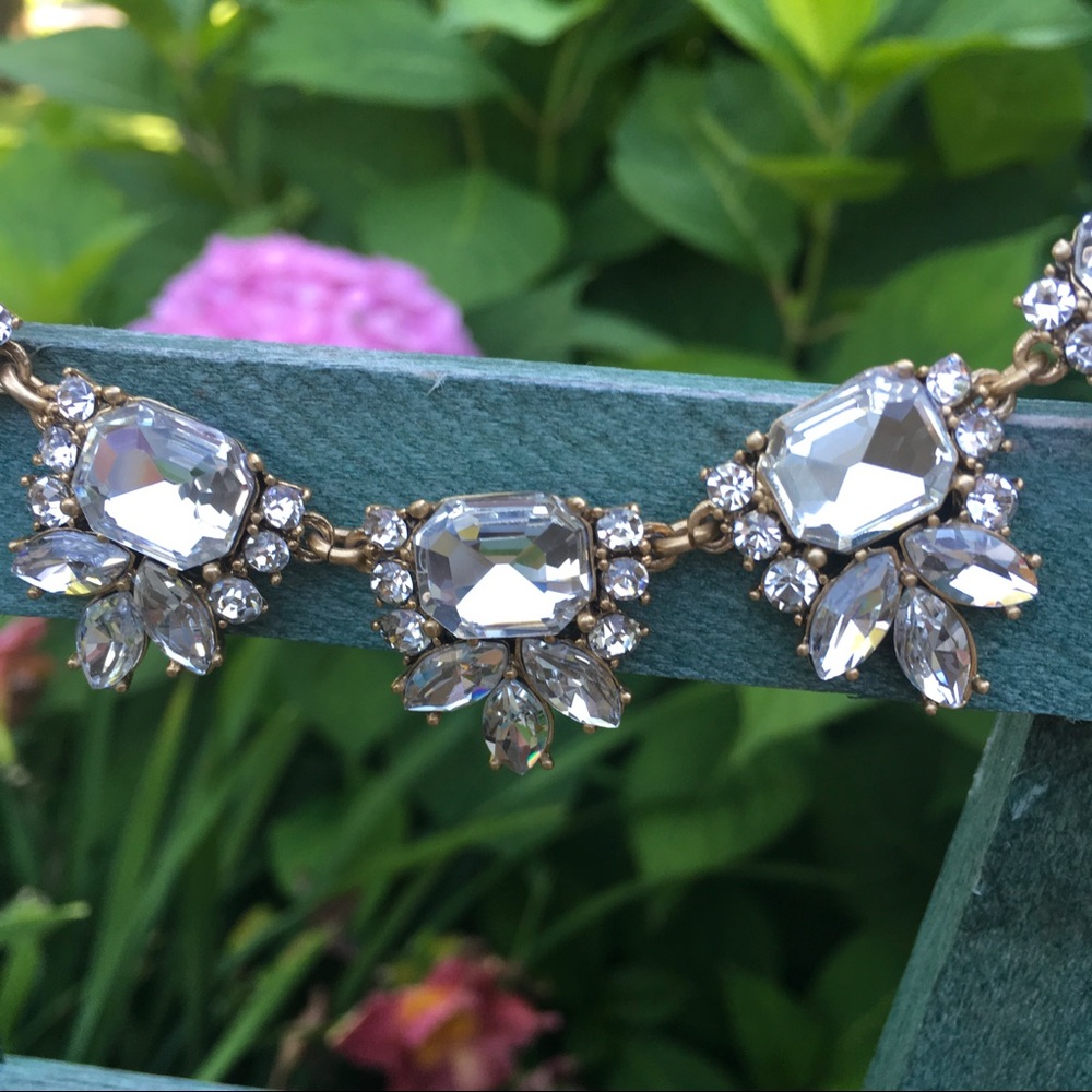 CLOSING SALE. J CREW NECKLACE CRYSTAL DUCHESS - Picture 4 of 8