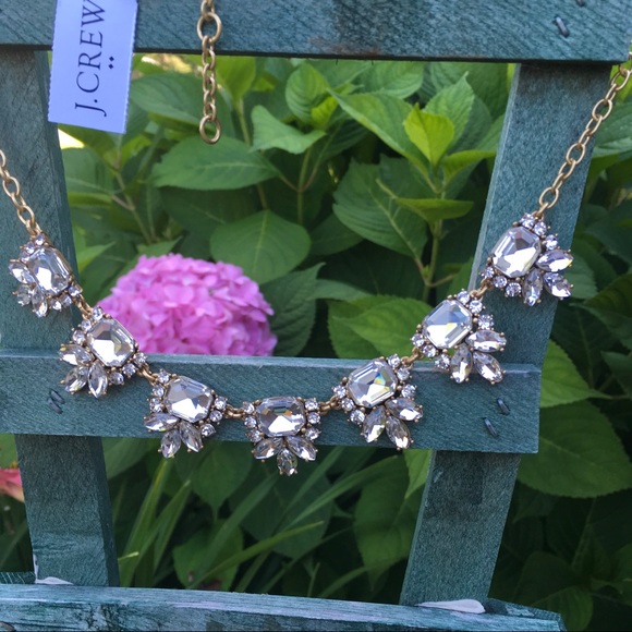 CLOSING SALE. J CREW NECKLACE CRYSTAL DUCHESS - Picture 7 of 8
