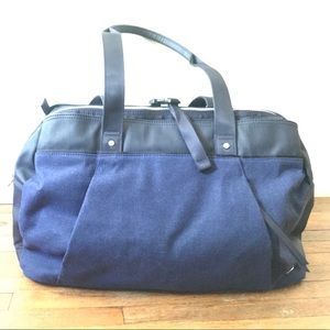 Lululemon Om The Day Bag