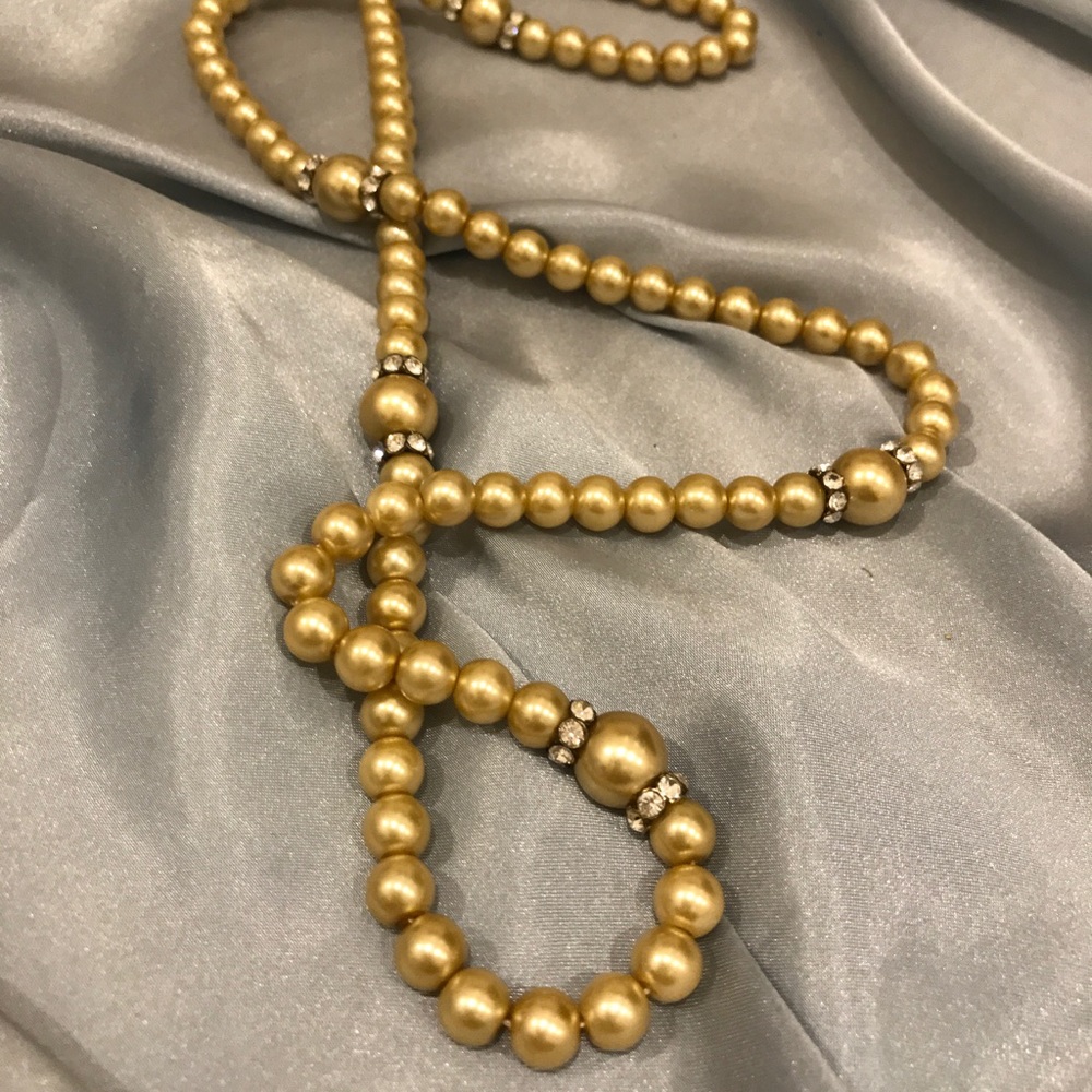 31-33” Faux Pearl Necklace with Rhinestones