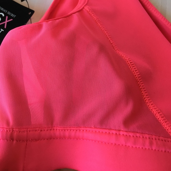 New Victoria's Secret VSX Deep V Crop Sports Bra - Picture 3 of 5