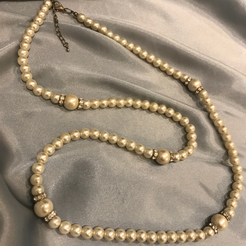 31-33” Faux Pearl Necklace with Rhinestones